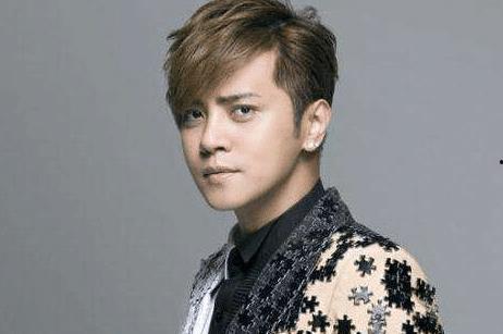 最近爆料男星是谁啊视频,男星身份成焦点 第2张 最近爆料男星是谁啊视频,男星身份成焦点 第2张